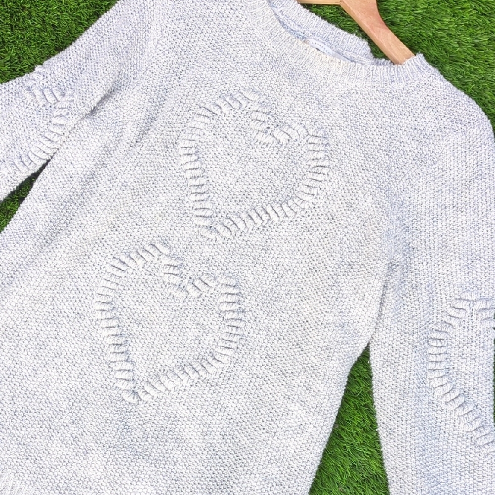 Lauren Conrad heart boucle sweater in a light gray or marled gray color. XL - Picture 8 of 10